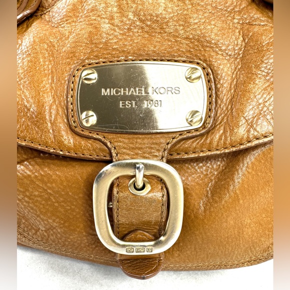 Michael Kors Caramel Brown Textured Leather Medium Shoulder Bag Satchel Buckle - Picture 7 of 13